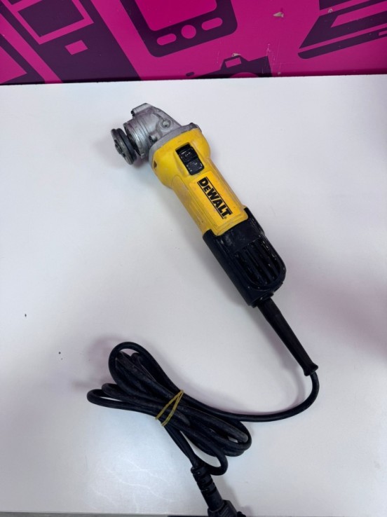 7-7-86518-1-Radial Dewalt DWE4036