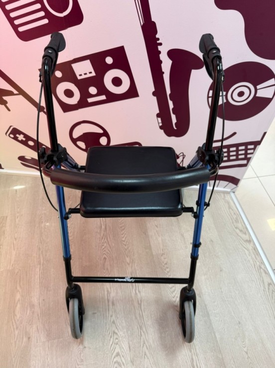 9-9-77057-1-Andador mobiclinic hercules