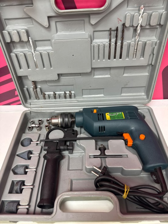 8-8-77500-5-Taladro Electrico SWR 500w