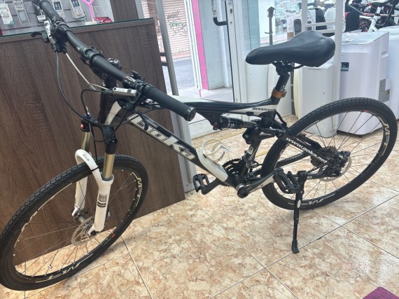 1-1-271507-1-Bicicleta Montana Gorka Dessnivel Blanca Negra 26.5 talla M 