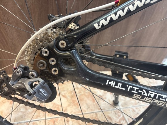 1-1-271507-5-Bicicleta Montana Gorka Dessnivel Blanca Negra 26.5 talla M 