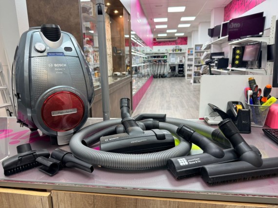 7-7-40607-3-Bosch relaxx allergy 750W proPer form plus