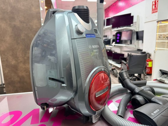 7-7-40607-4-Bosch relaxx allergy 750W proPer form plus