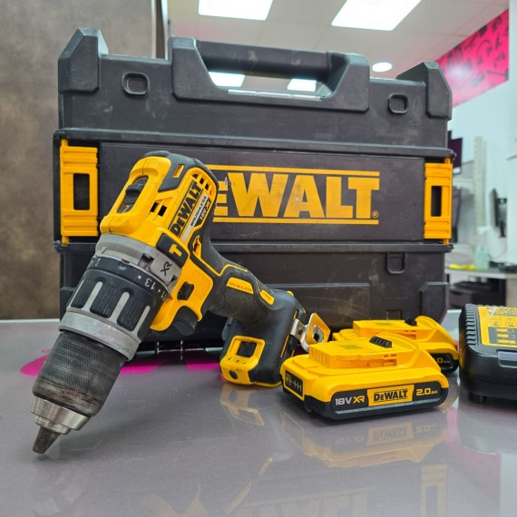 7-7-81595-1-Taladro A Bateria Dewalt DCD996P2 