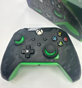 1-1-271605-1-Mando Xbox PDP Mando Con Cable Neon Carbon Para Xbox Series X 