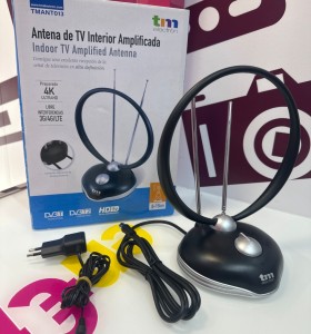 9-9-77162-1-Antena De Interior Amplificada