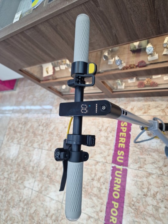 1-1-271749-5-Patinete Mascggter Zwheel