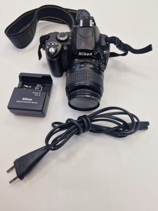 1-1-271734-1-Cámara Digital Réflex Nikon D40 Objetivo DX 18-55mm