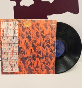8-8-77597-1-Vinilo Marchas e Himnos