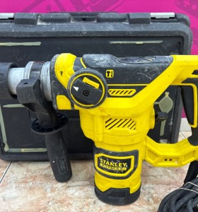 1-1-270132-1-Martillo Electrico Stanley Fatmax FME1250