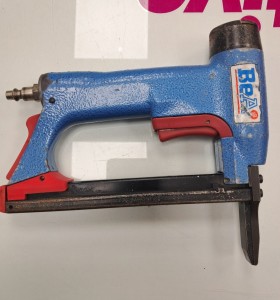 6-6-168603-1-Clavadora Neumatica Bea 380 16-429