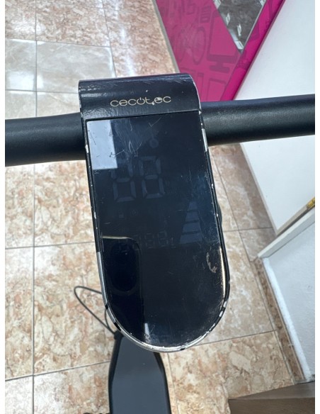 1-1-270306-4-Patinete Cecotec Bongo 