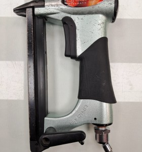 6-6-168762-1-Clavadora Neumatica Grapadora Unicair 80 16