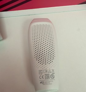 8-8-77652-1-Depiladora Laser Philips Lumea Essential 2