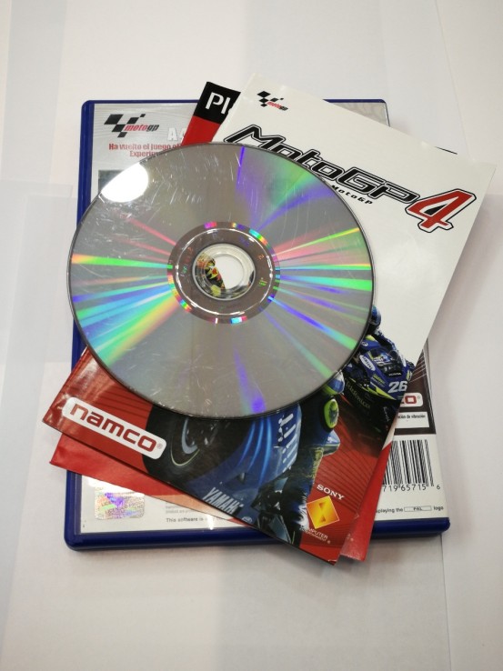 1-1-239294-2-Videojuego PS2 Moto Gp 4