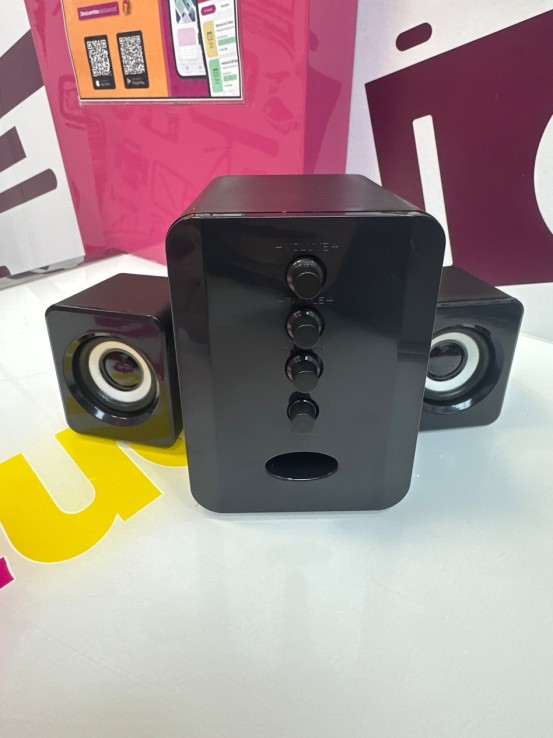 9-9-77271-1-Altavoces PC