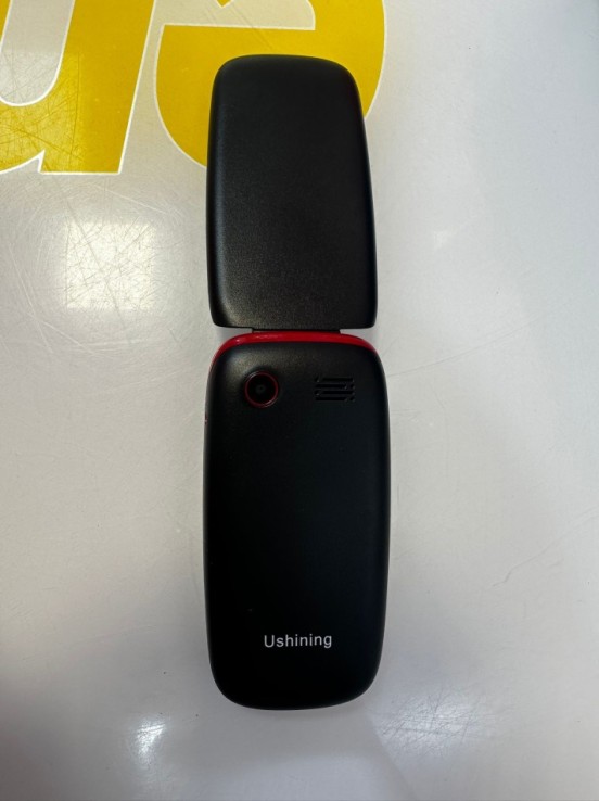 9-9-77263-6-Móvil GSM Ushining F200