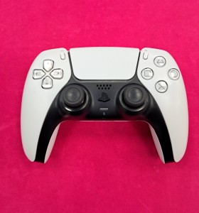 9-6-166546-1-Mando Ps5