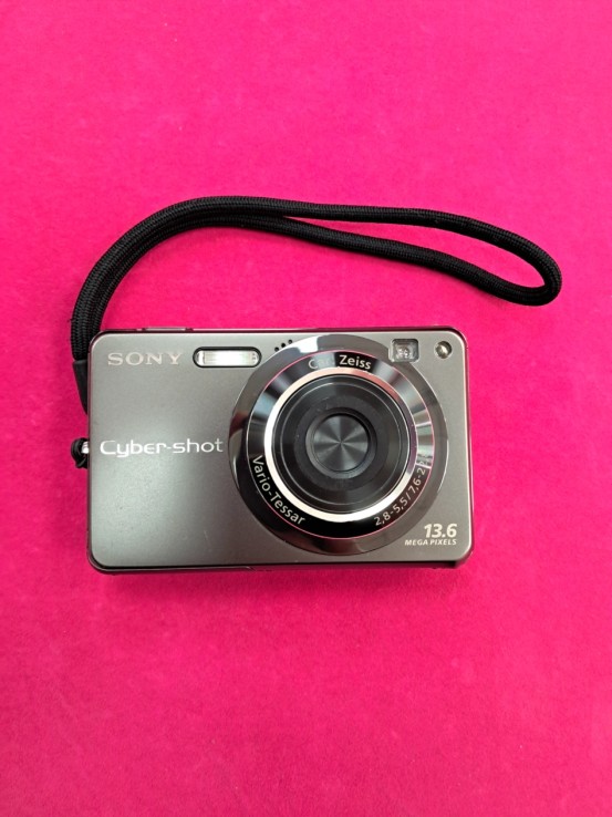 6-6-168787-1-Cámara Digital Compacta Sony Cyber-shot 13.6 MP