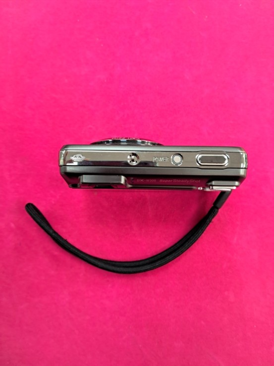 6-6-168787-3-Cámara Digital Compacta Sony Cyber-shot 13.6 MP