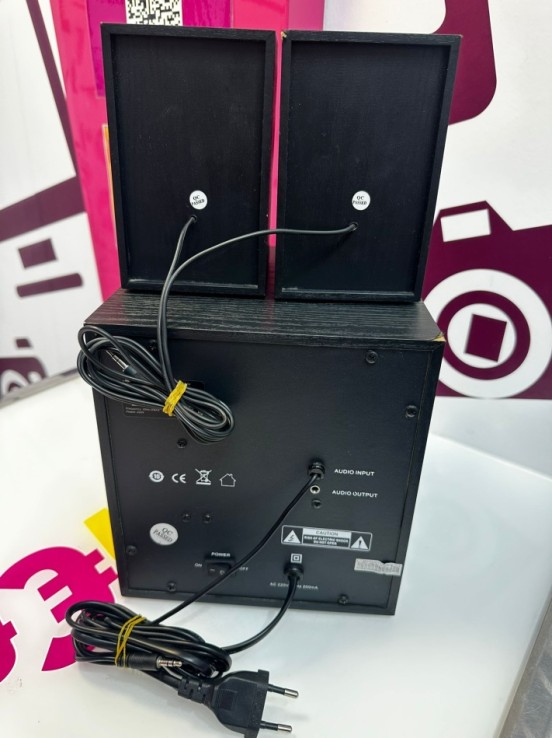 9-9-77295-2-Altavoces PC Ngs Brass 2.1