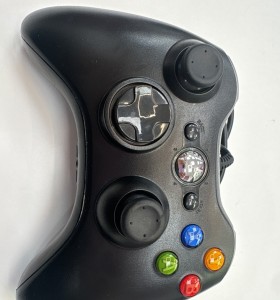 1-1-271578-1-Mando Xbox 360 Negro Original