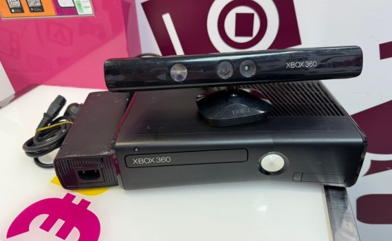 9-9-77280-1-Consola Xbox 360 1439 2.7gb