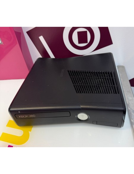 9-9-77280-4-Consola Xbox 360 1439 2.7gb