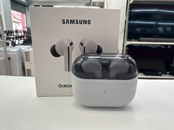 1-1-270522-1-Auriculares Samsung Galaxy Buds Fe 3