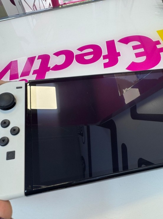 9-9-76409-7-Consola Nintendo Switch Oled Blanca heg-001