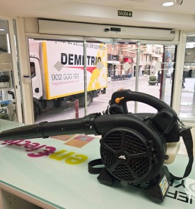 8-8-56180-1-Soplador Mcculloch Gbv 322 2