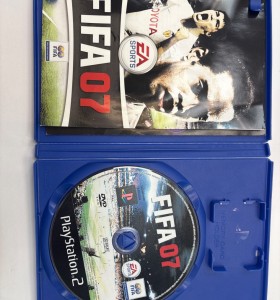 1-1-272178-1-Videojuego PS2 Fifa 07 2