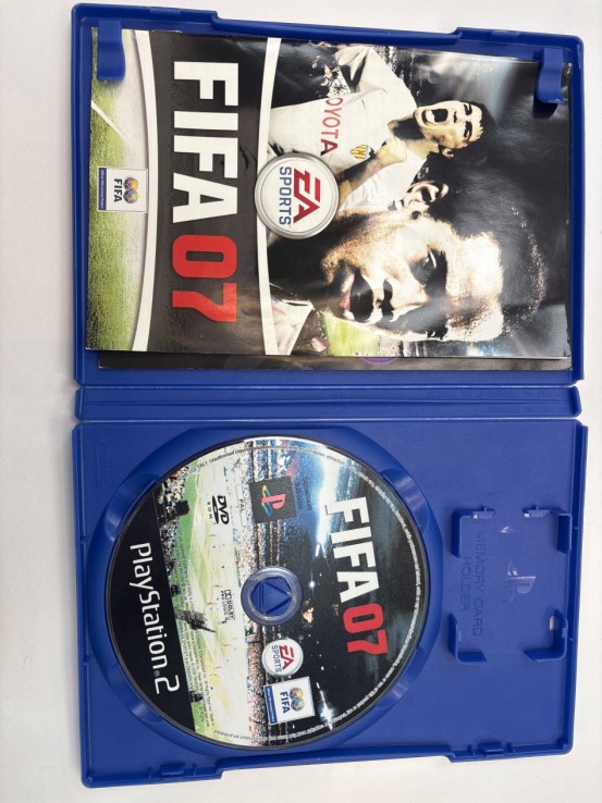 1-1-272178-2-Videojuego PS2 Fifa 07