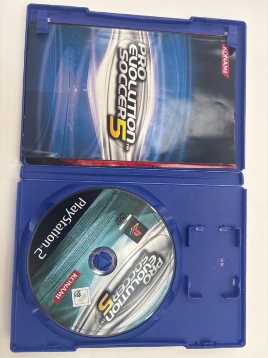 1-1-272175-2-Videojuego PS2 Pro Evolution Soccer 5