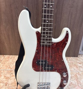 1-1-272209-1-Bajo Electrico Austin 2