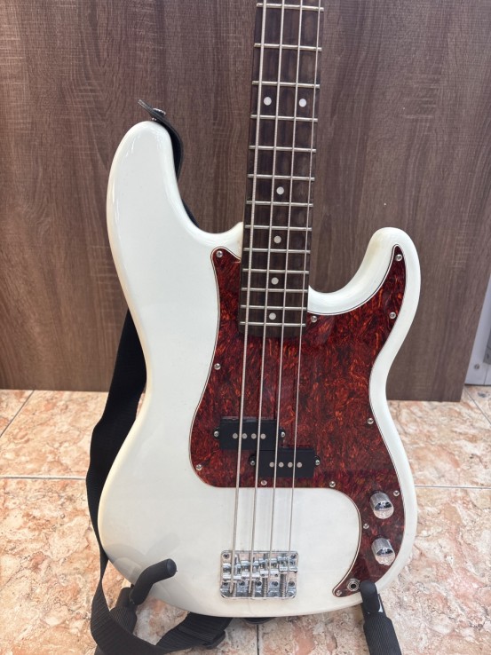 1-1-272209-2-Bajo Electrico Austin