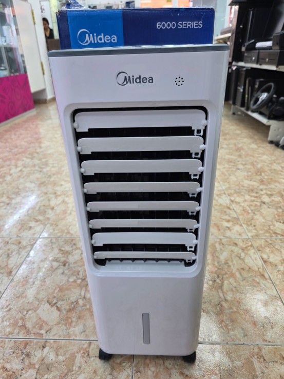 1-1-270583-2-Climatizador Evaporativo Midea 6000 Series (Sin Uso)