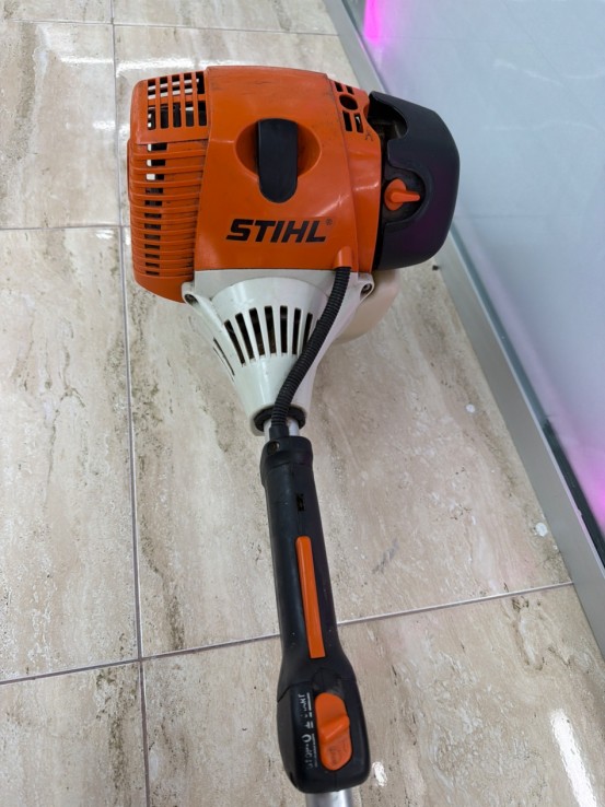 8-8-59844-1-Herramientas eléctricas Podadora de altura Stihl HT130 