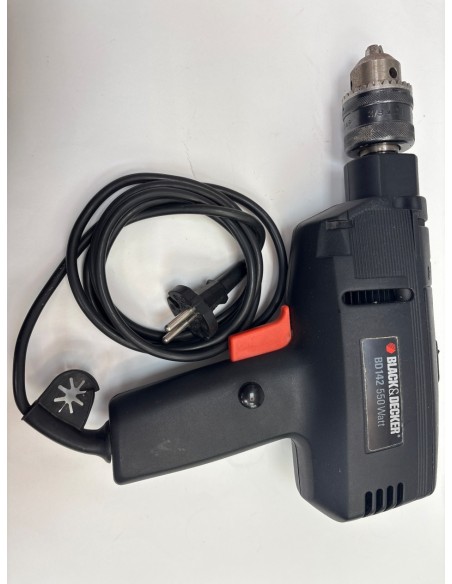 1-1-272280-1-Taladro Electrico Black Decker BD142 550W