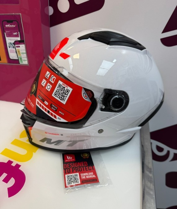 9-6-168925-2-Casco Integral MT Stinger Talla L (sin Uso)