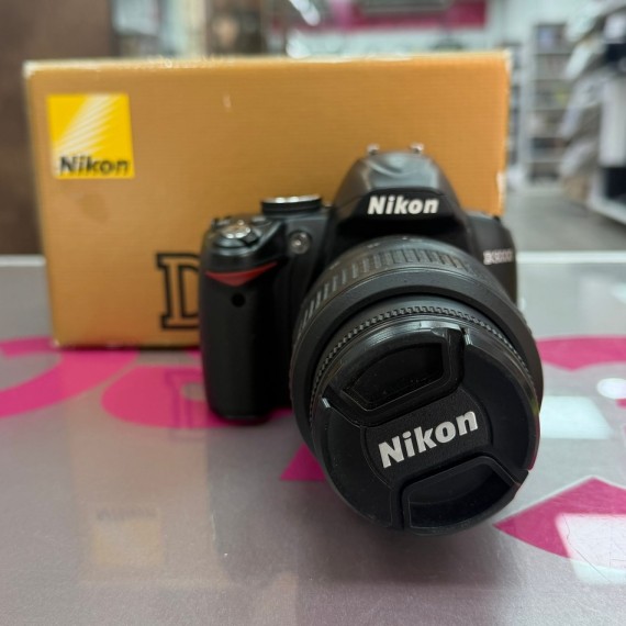 7-7-85730-1-Cámara Digital Réflex Nikon D3000