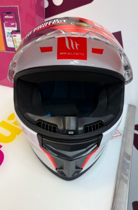 9-6-168926-1-Casco Integral MT Stinger Talla M (sin uso)