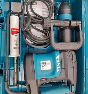 6-6-168991-1-Taladro Electrico Makita HM0870c Punta