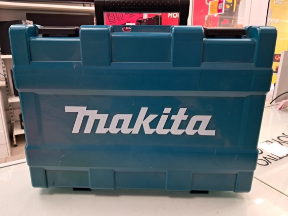 6-6-168991-4-Taladro Electrico Makita HM0870c Punta