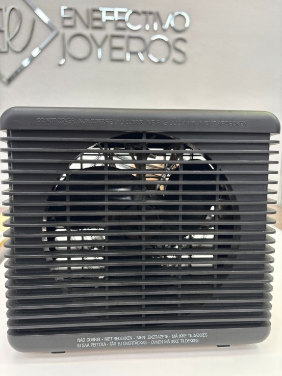 1-1-272398-1-Termoventilador DeLonghi Negro