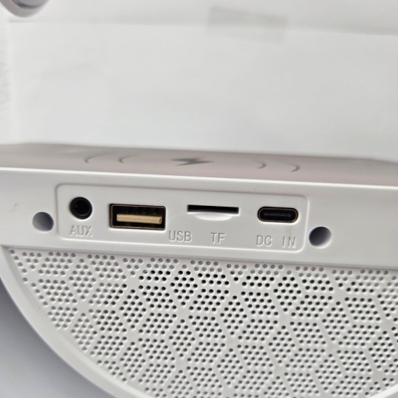 8-8-74301-6-Lampara Infrarrojos 3 en 1 Cargador inalambrico con luz LED y altavoz RoHS