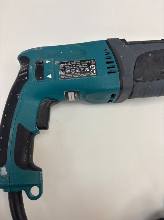 1-1-272447-3-Taladro Electrico Makita HR2470