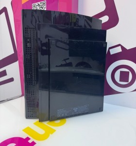 9-9-77393-1-Consola PS3 cechk04 74gb (sin mando) 2