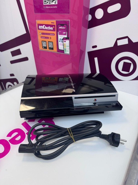 9-9-77393-3-Consola PS3 cechk04 74gb (sin mando)