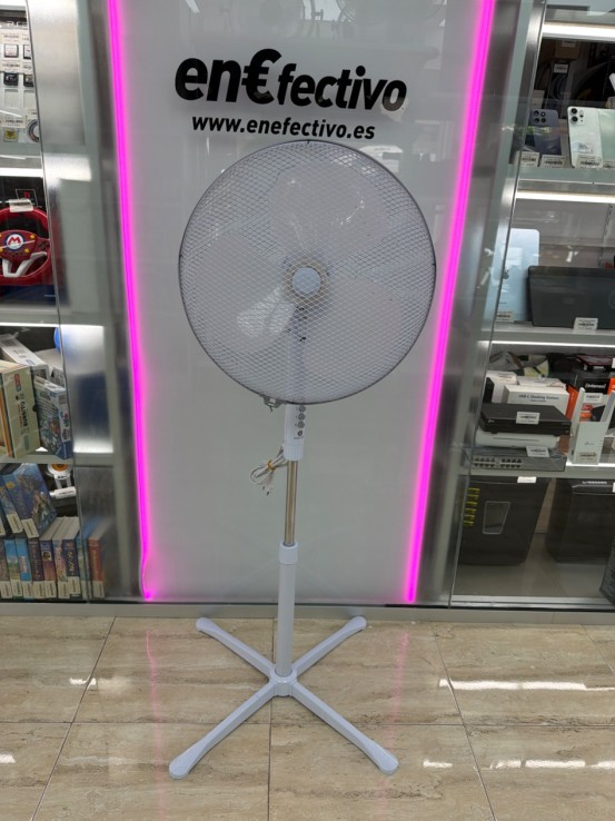 8-8-77829-1-Ventilador de pie blanco Klindo